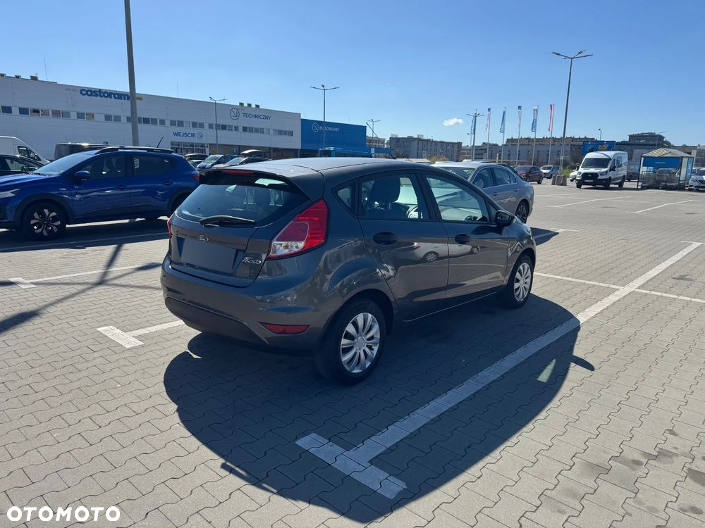 Ford Fiesta - 4