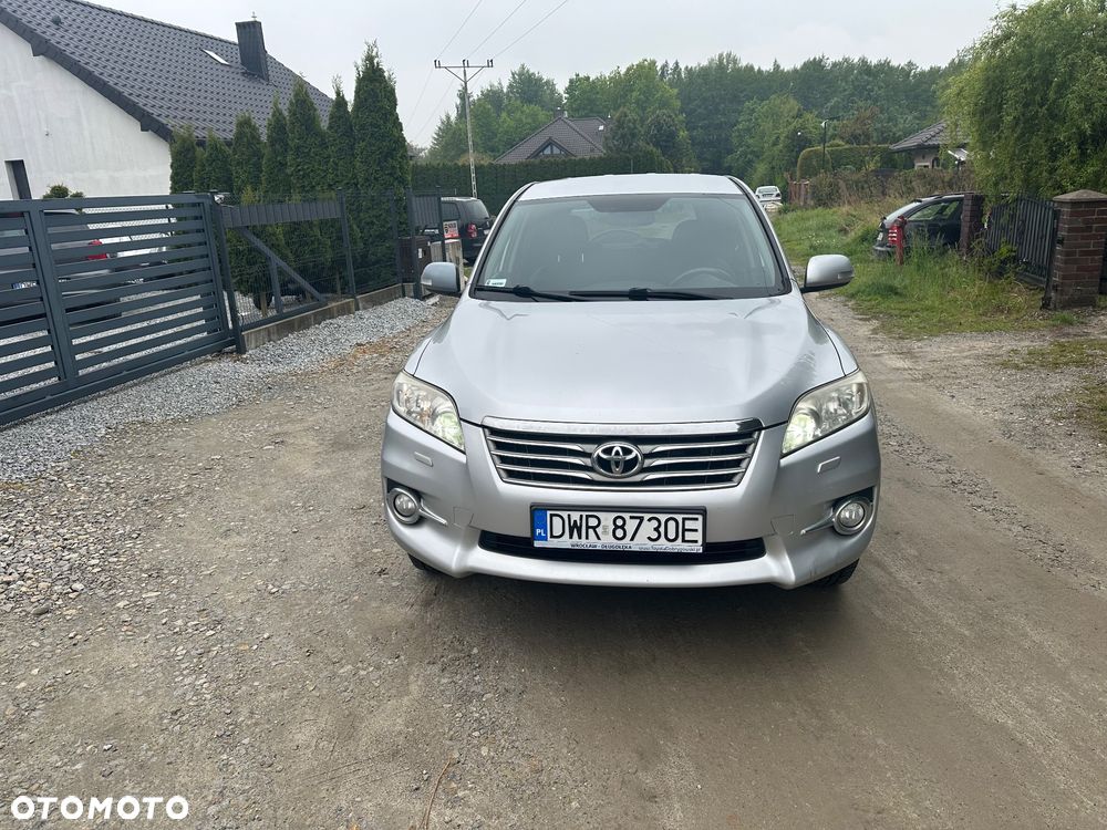 Toyota RAV4 2.0 VVT-i Premium - 1