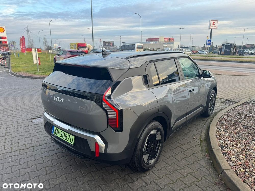 Kia EV3 58.3kWh Earth - 4