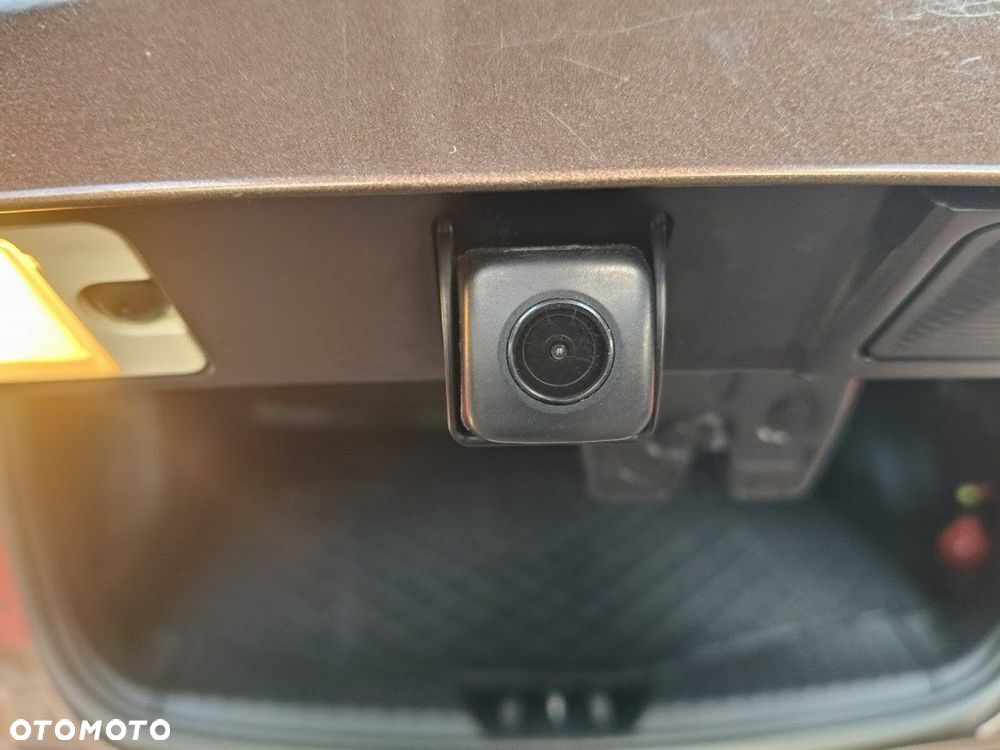 SsangYong/KGM XLV - 9