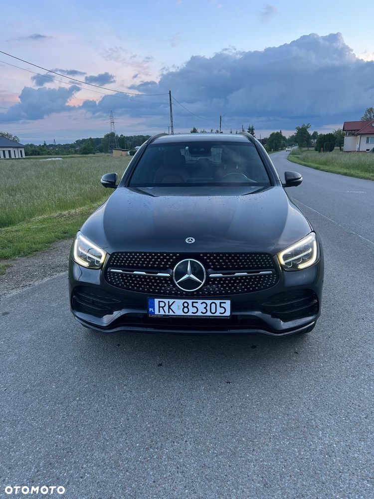 Mercedes-Benz GLC 300 de 4Matic 9G-TRONIC AMG Line - 1