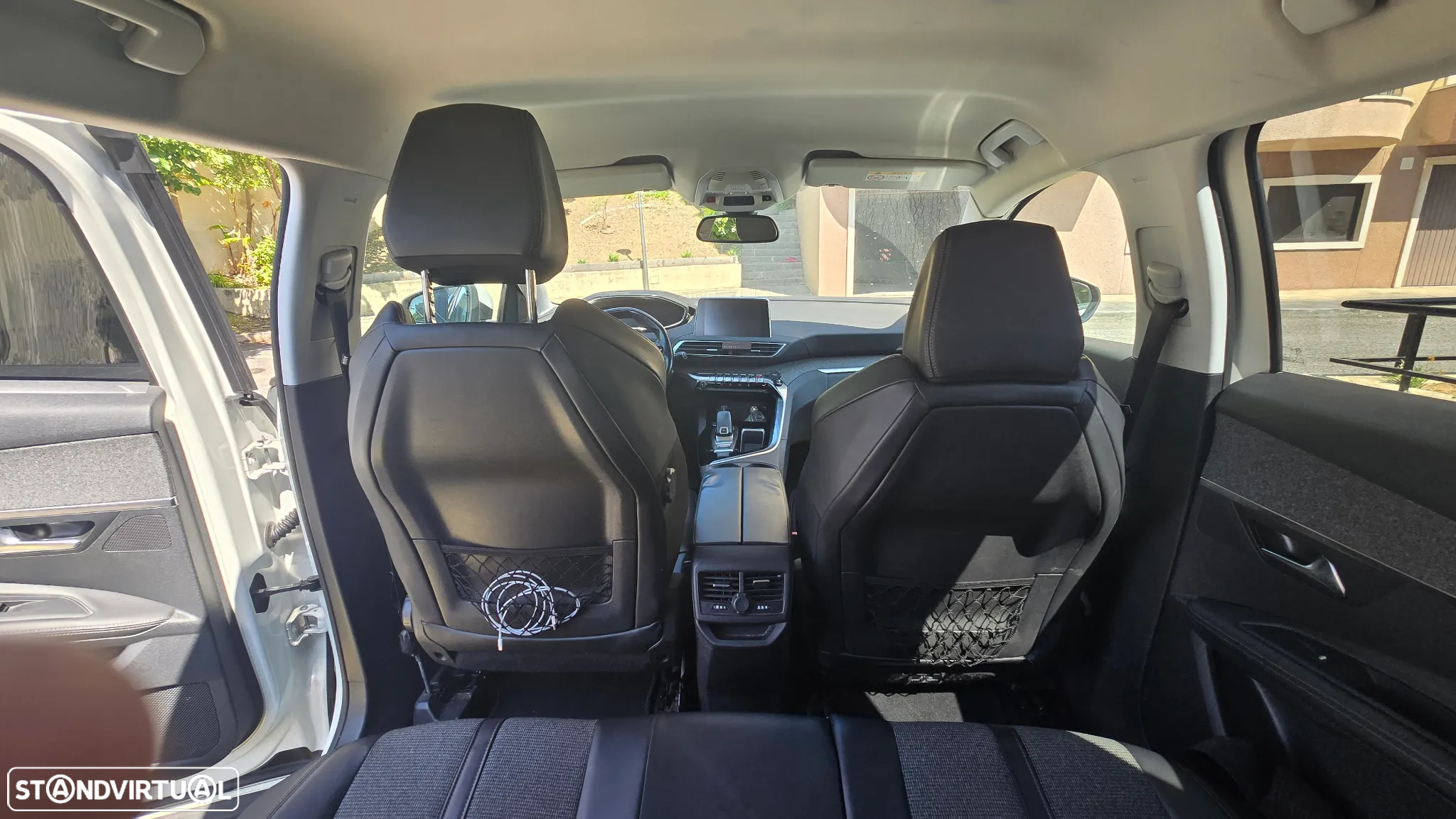 Peugeot 3008 1.5 BlueHDi Allure EAT8 - 5