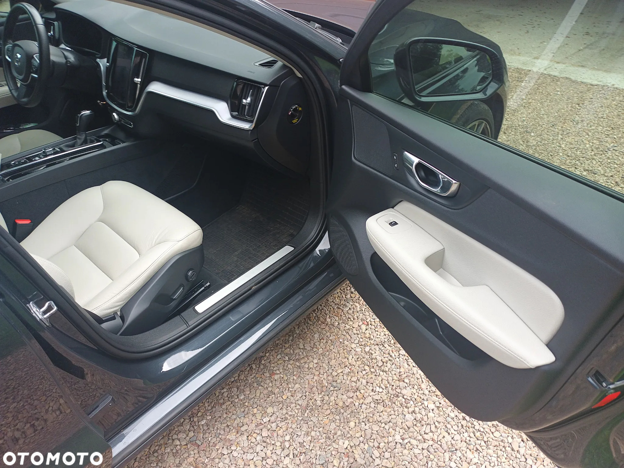 Volvo V60 D3 Inscription - 13