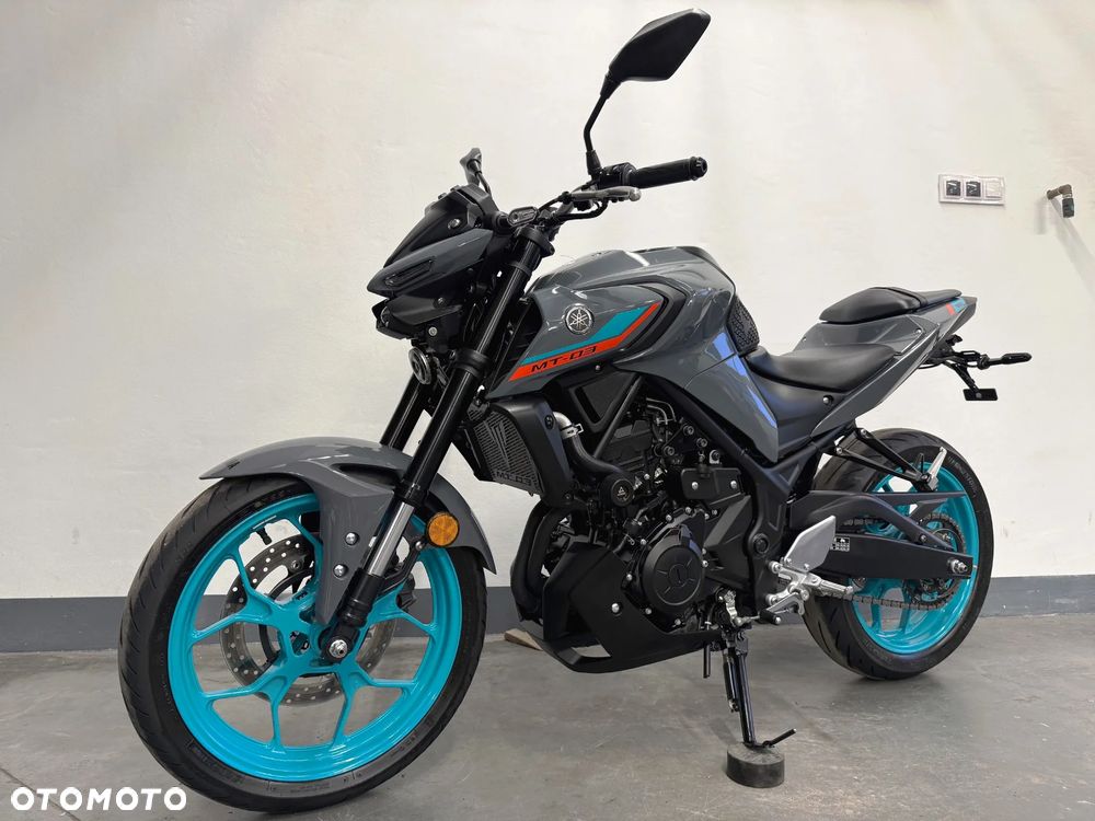 Yamaha MT - 6