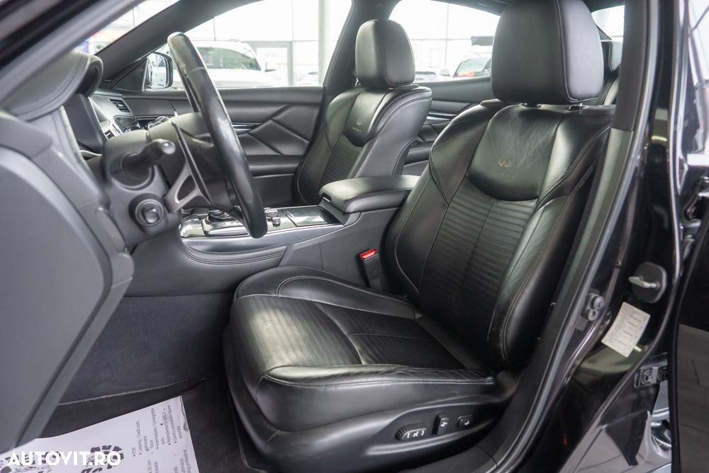 Infiniti Q70 - 20