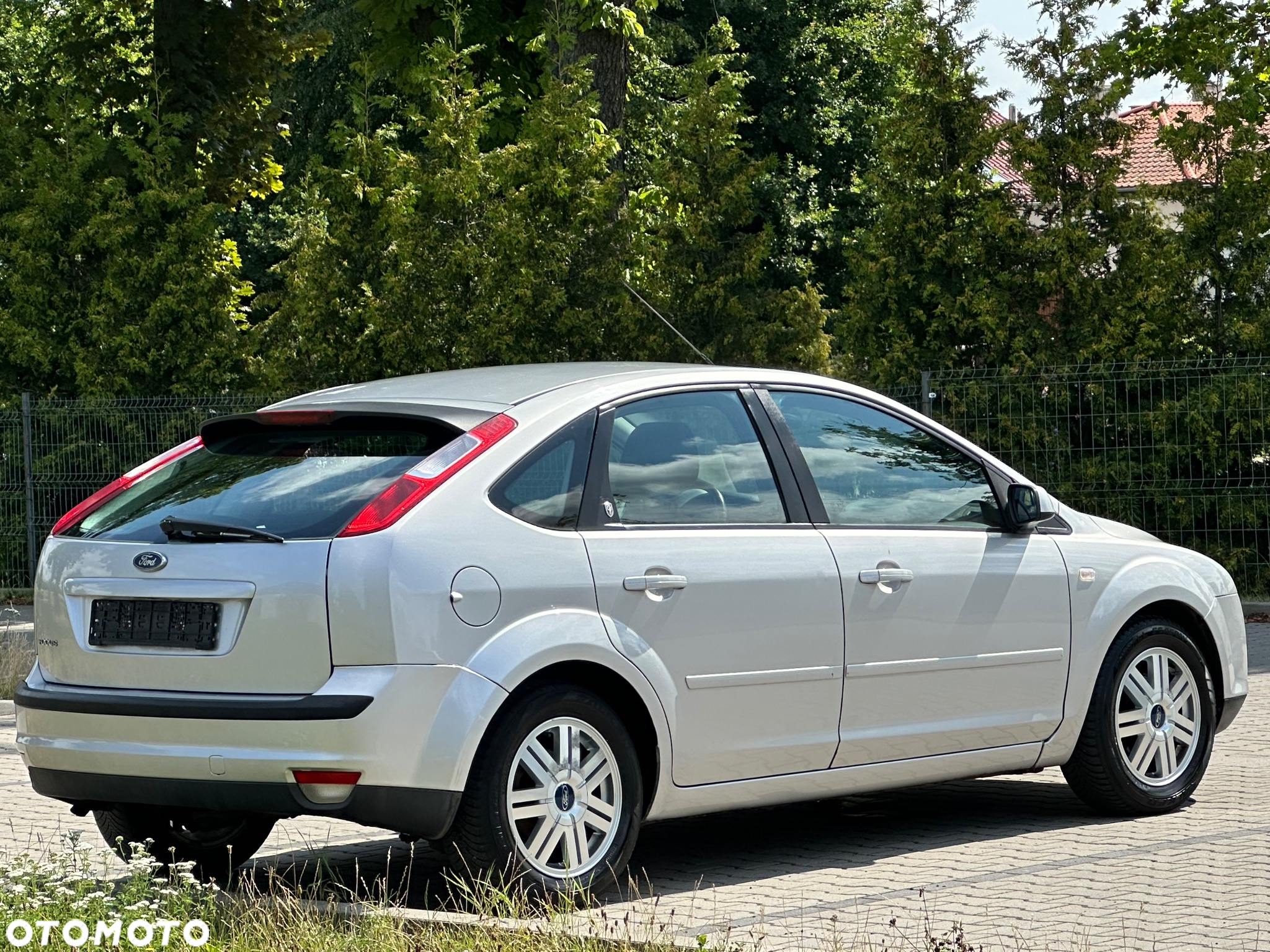 Ford Focus 1.6 16V Ghia - 6