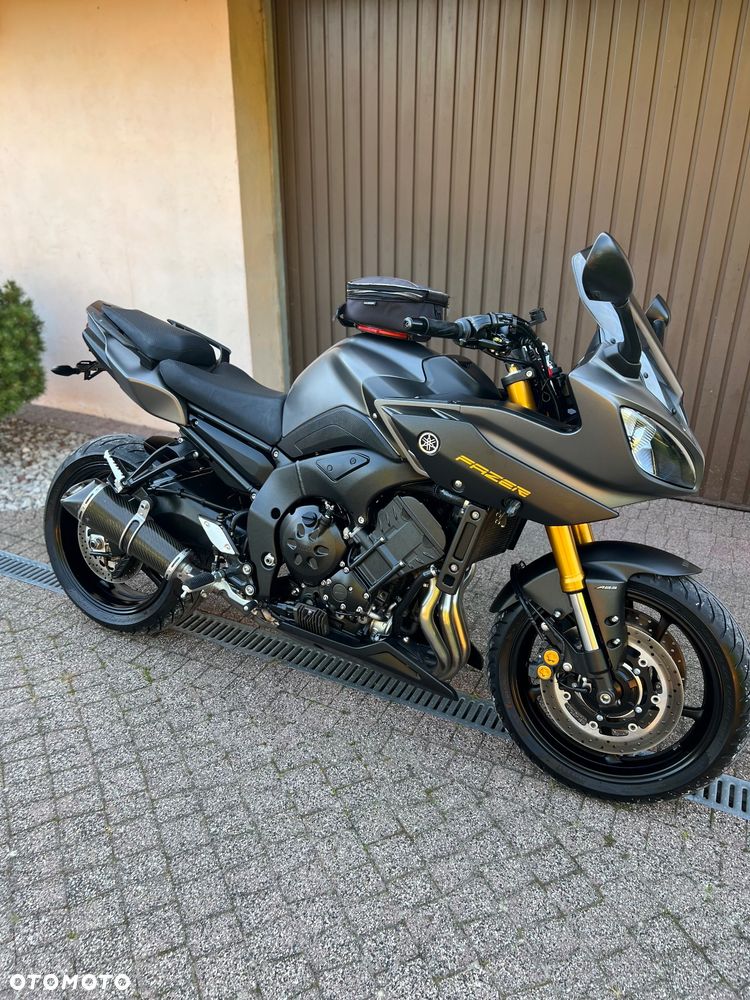 Yamaha FZ8 - 11