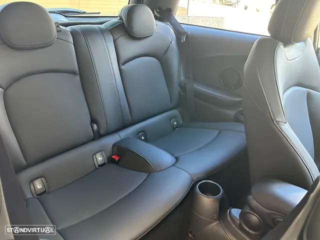 MINI 3 Portas Cooper SE Premium Extra Yours - 42
