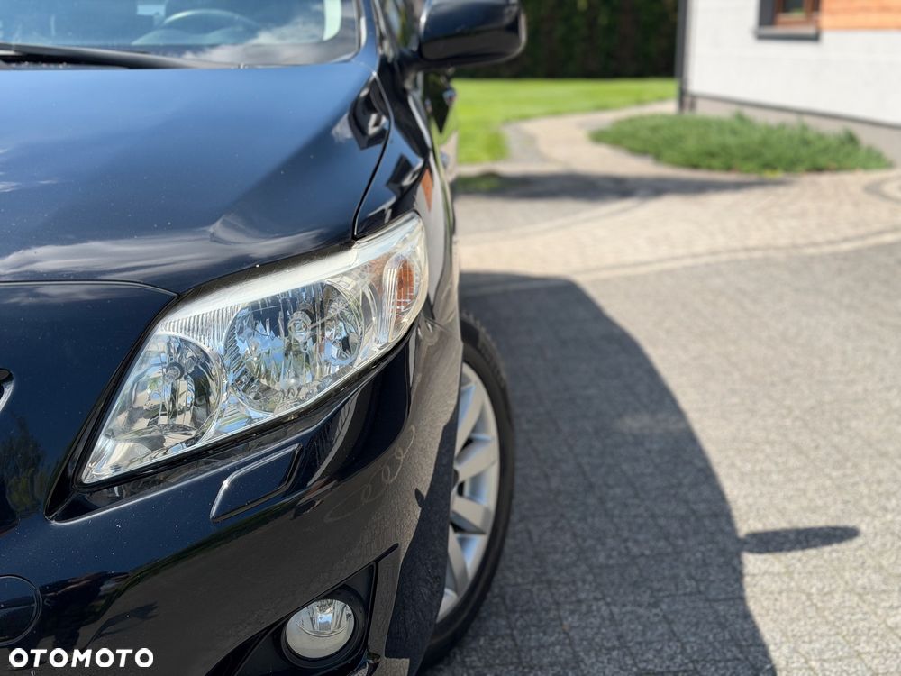 Toyota Corolla 1.6 Luna - 5