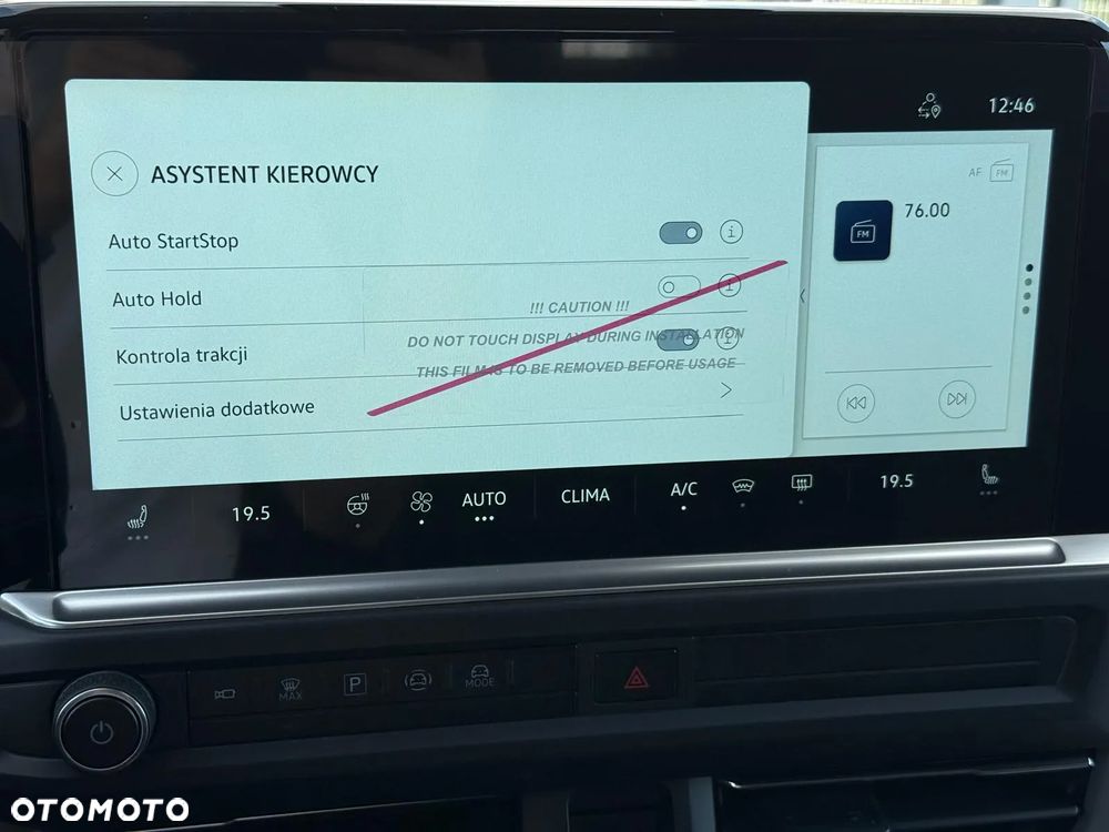 Volkswagen Caravelle - 18