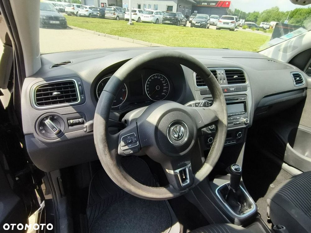 Volkswagen Polo - 10