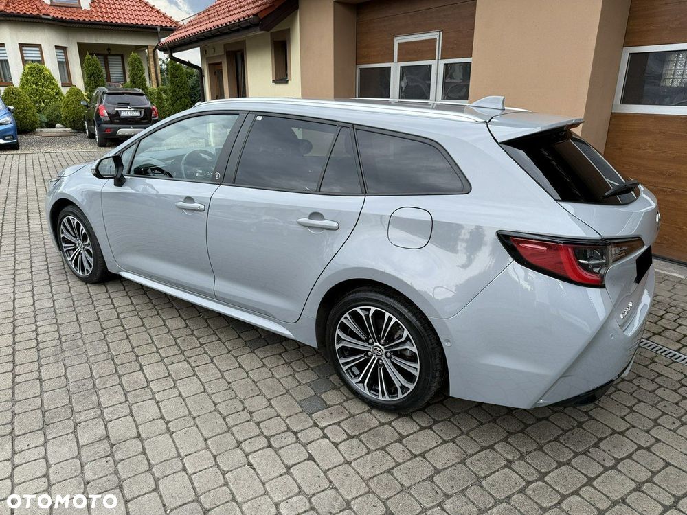 Toyota Corolla - 10