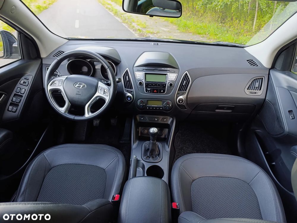 Hyundai ix35 2.0 4WD Premium - 27