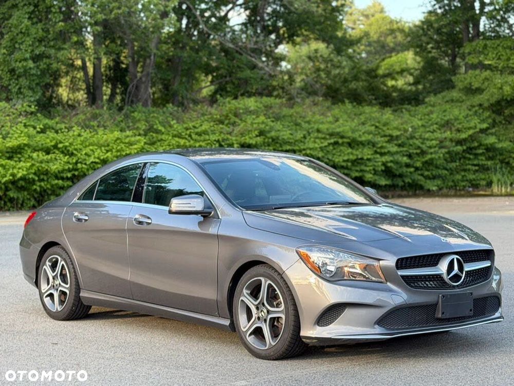 Mercedes-Benz CLA 220 7G-DCT Edition 1 - 2