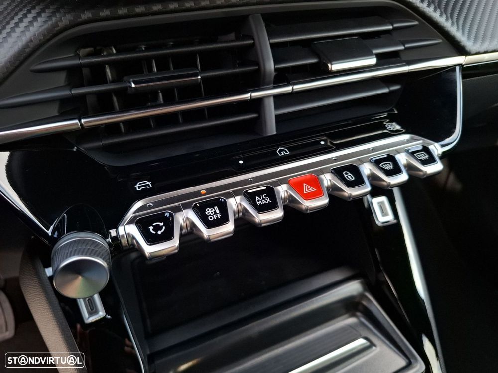 Peugeot 2008 1.2 Hybrid Allure e-DCS6 - 19