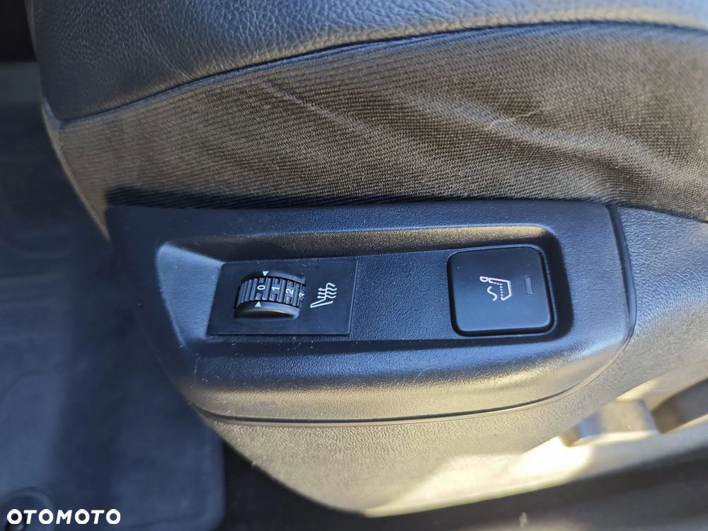 Citroën C5 HDi 165 FAP Exclusive - 20