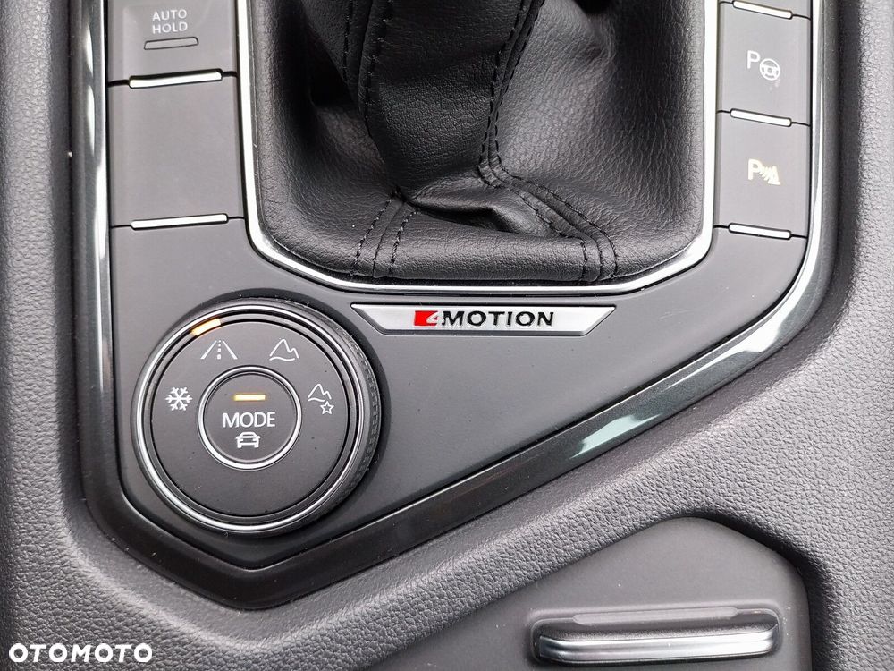 Volkswagen Tiguan 2.0 TSI 4Mot Elegance DSG - 31