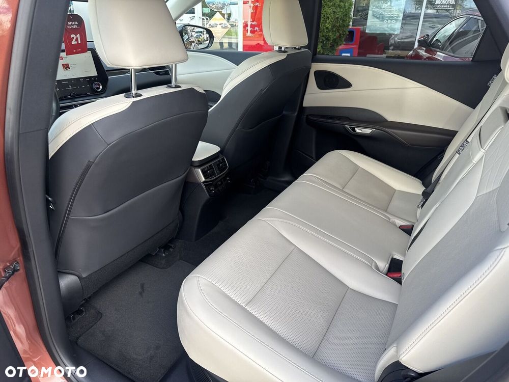 Lexus RX - 10