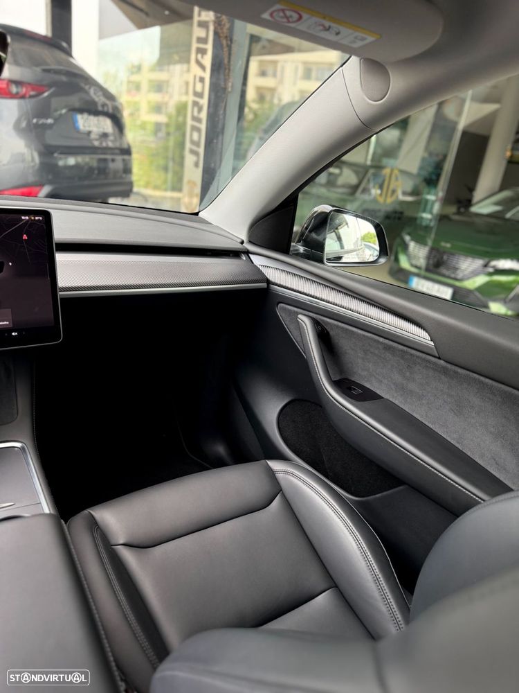 Tesla Model Y Long Range Tração Integral - 30