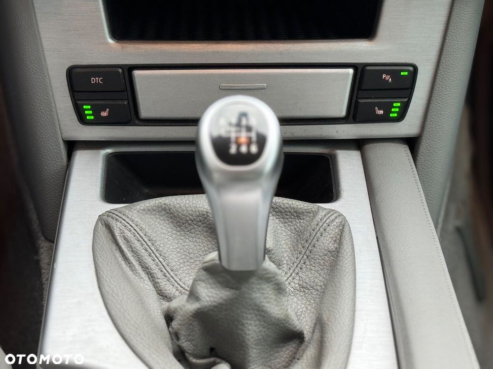 BMW Seria 5 520i Edition Exclusive - 21
