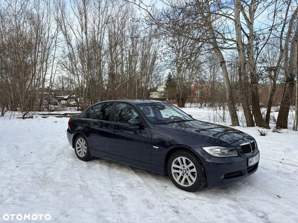 BMW Seria 3 318i - 2