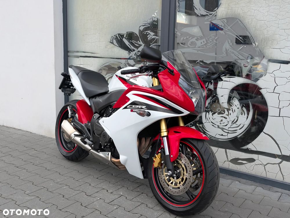 Honda CBR - 12