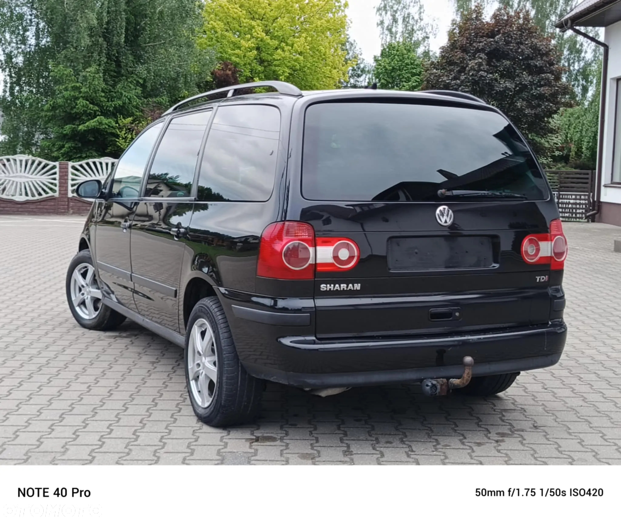 Volkswagen Sharan 1.9 TDI Highline - 9