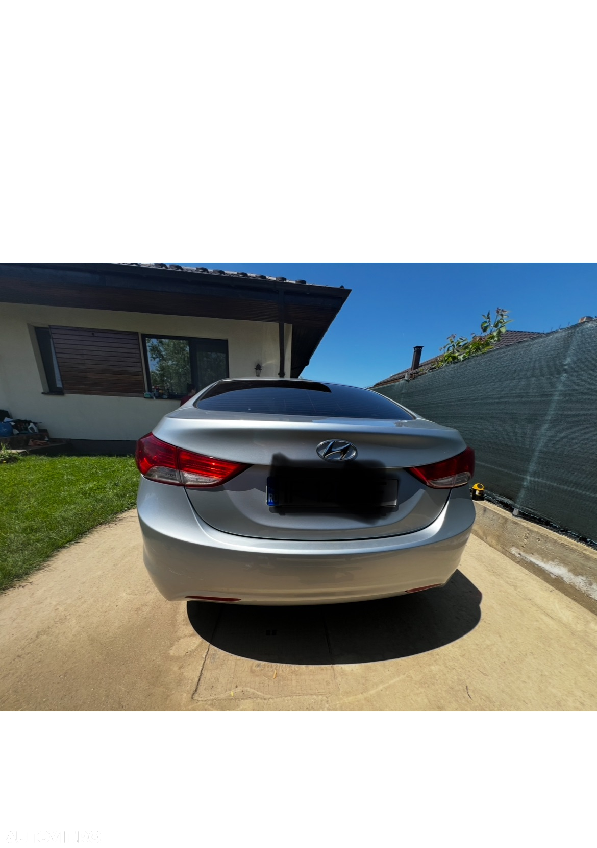 Hyundai Elantra 1.6 MPi Exclusive - 12