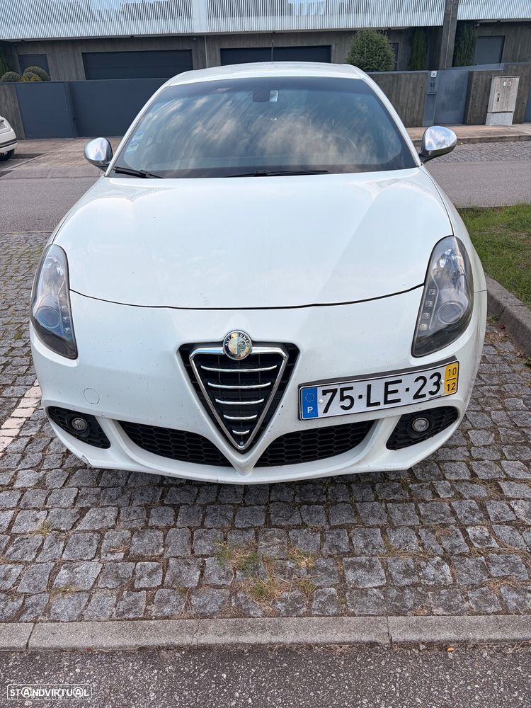 Alfa Romeo Giulietta 1.6 JTDm Veloce - 2