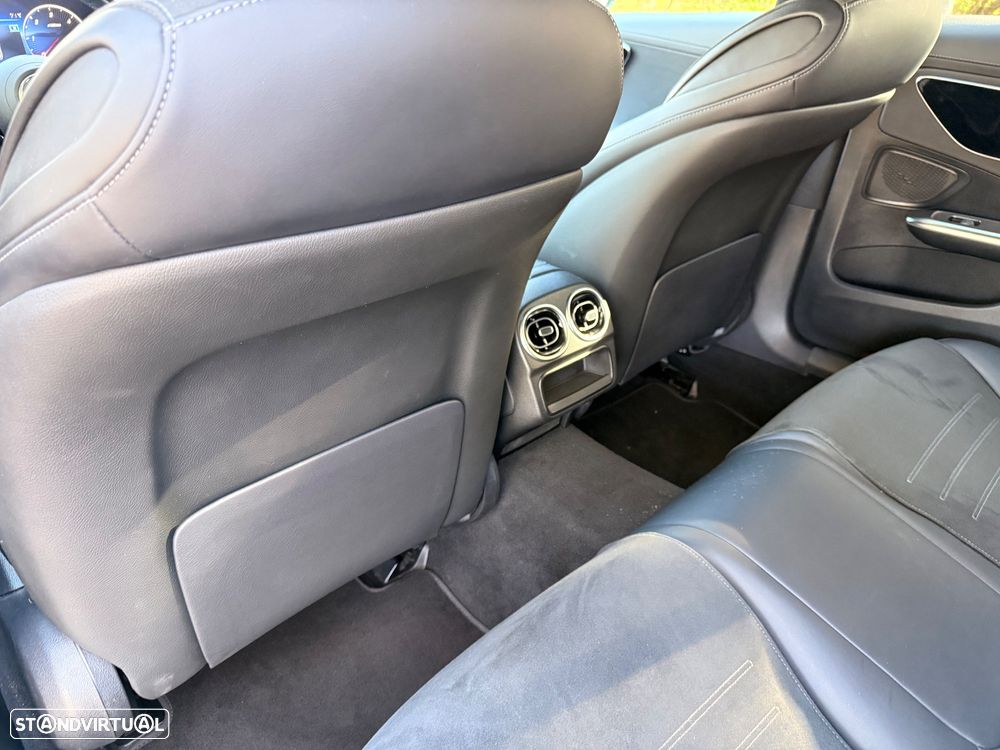 Mercedes-Benz C 300 d AMG Line - 14