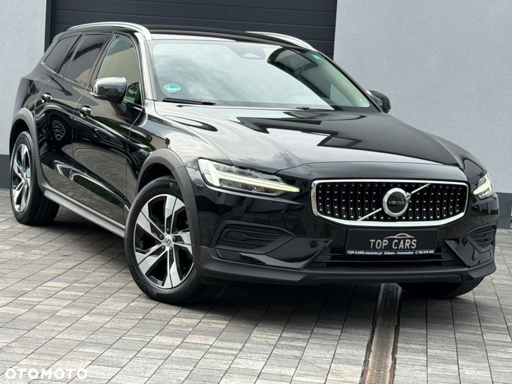 Volvo V60 Cross Country B4 D AWD Geartronic Pro - 14