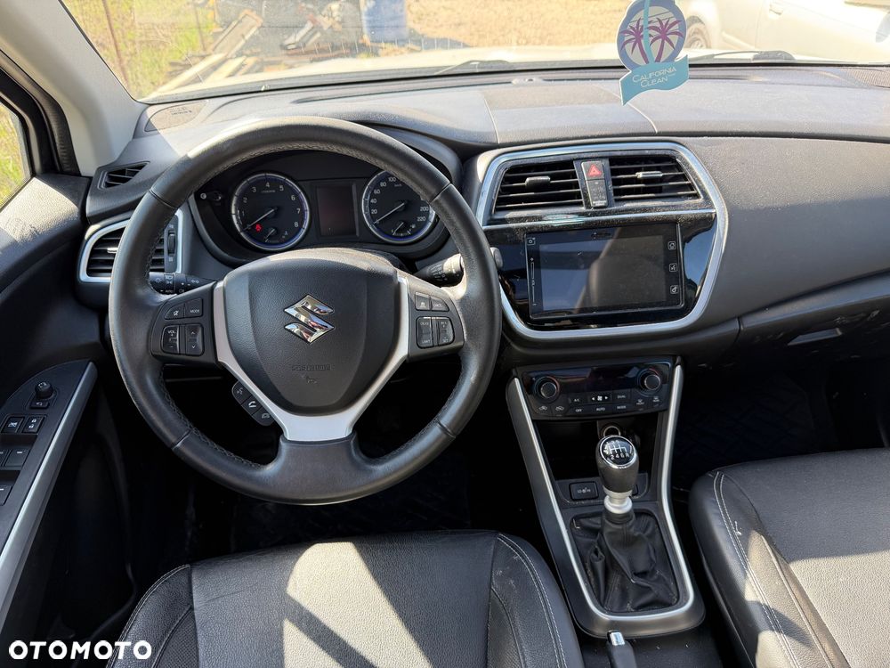 Suzuki S-Cross - 9