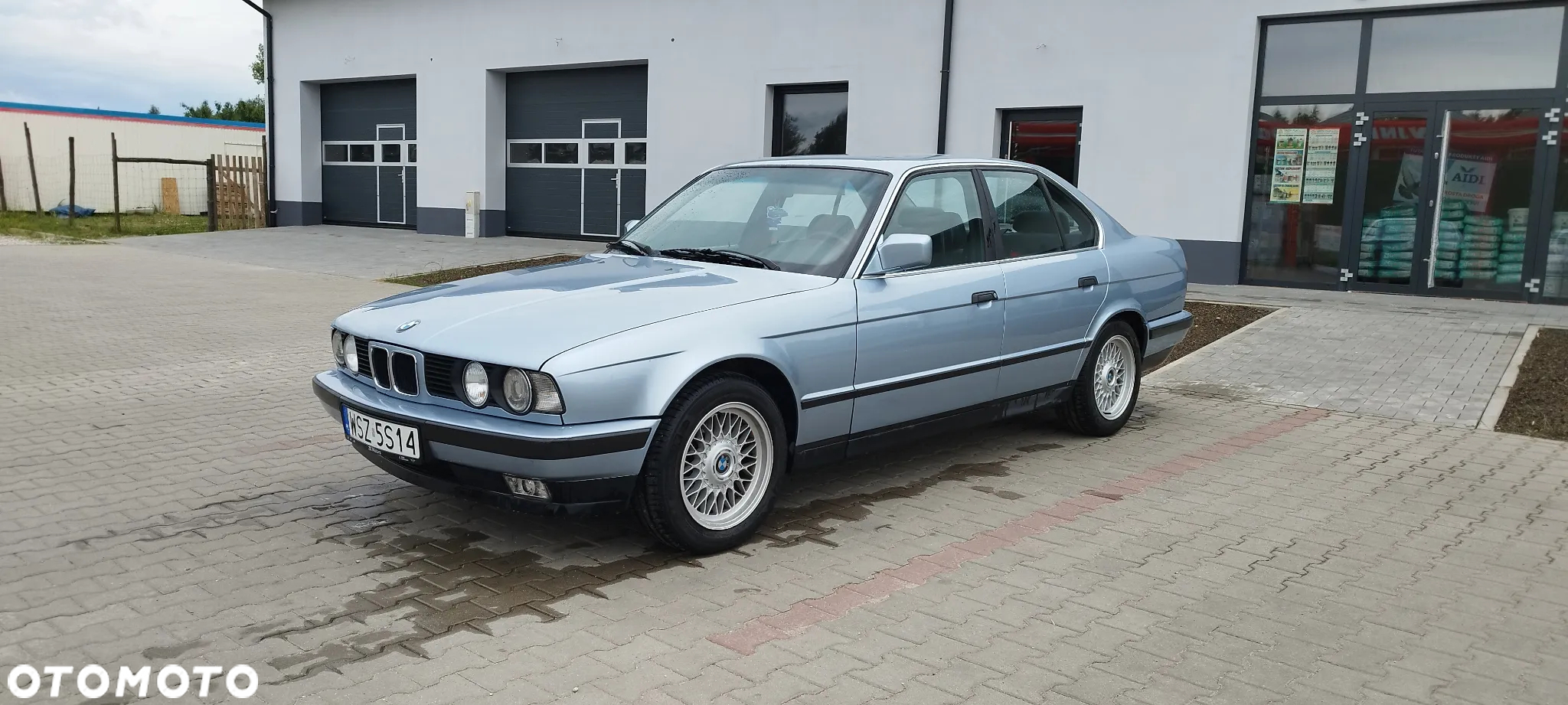 BMW Seria 5 520i - 8