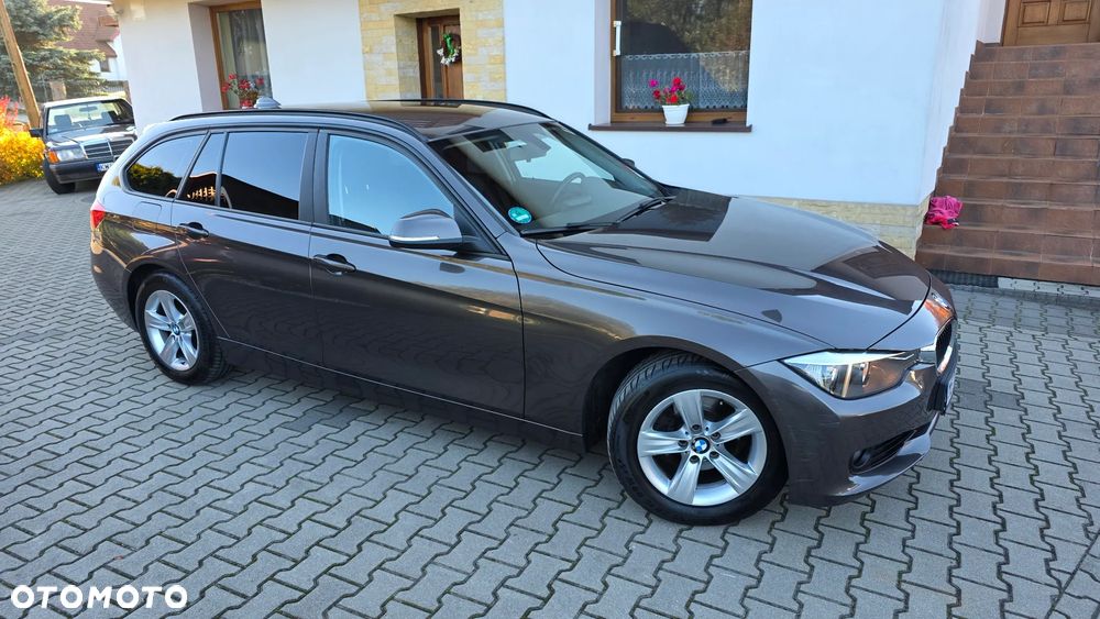 BMW Seria 3 320i Modern Line - 6