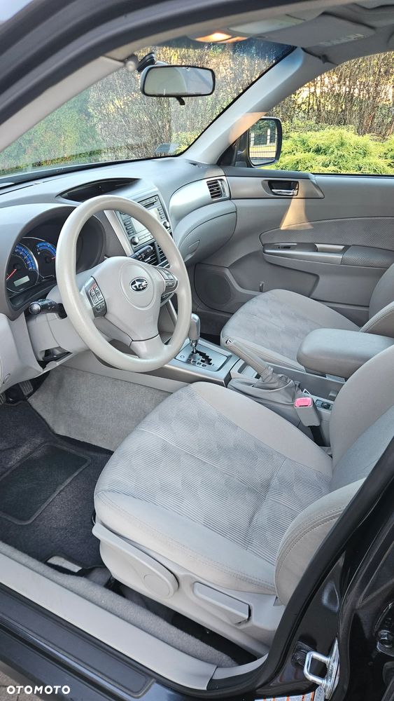 Subaru Forester - 10