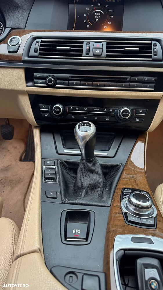 BMW Seria 5 520d Blue Performance - 4