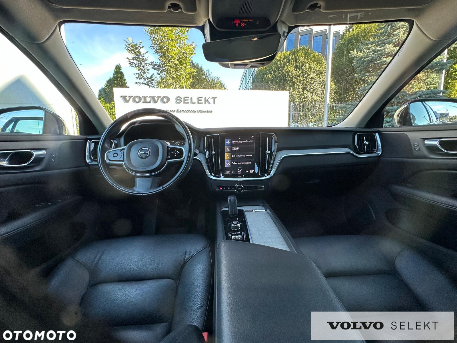 Volvo V60 Cross Country - 36