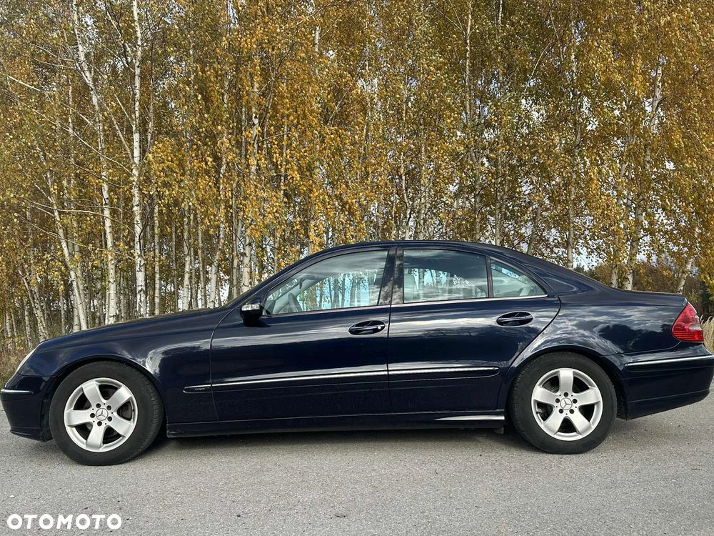 Mercedes-Benz Klasa E 220 CDI T Avantgarde - 13