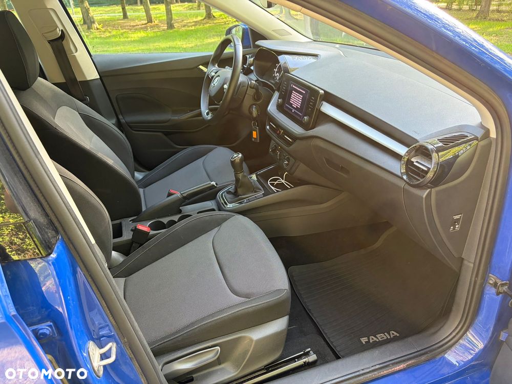 Skoda Fabia 1.0 TSI Ambition - 32