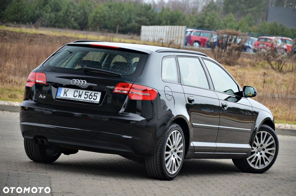 Audi A3 Sportback - 9