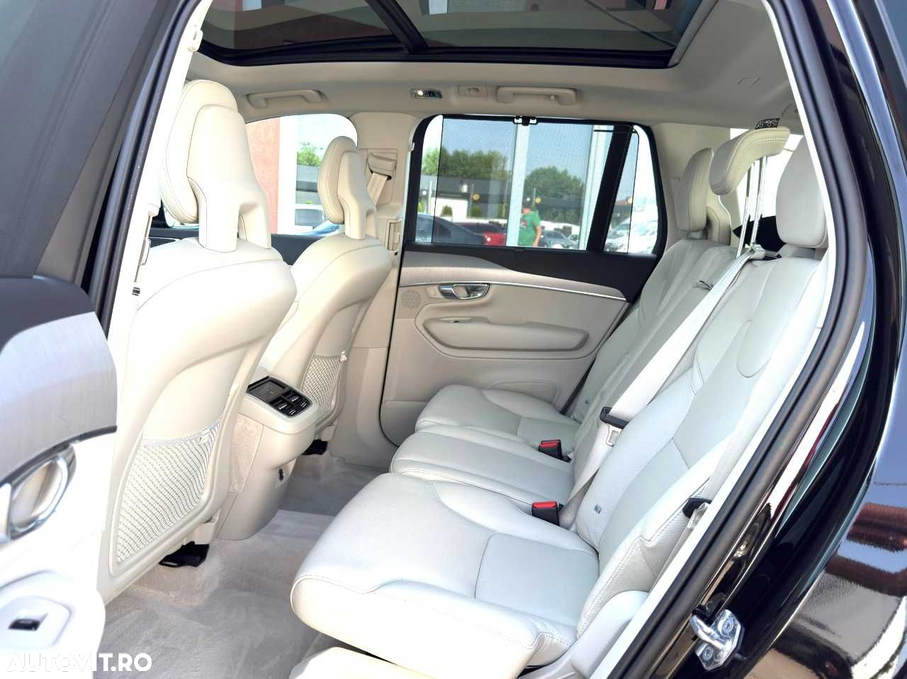 Volvo XC 90 - 15