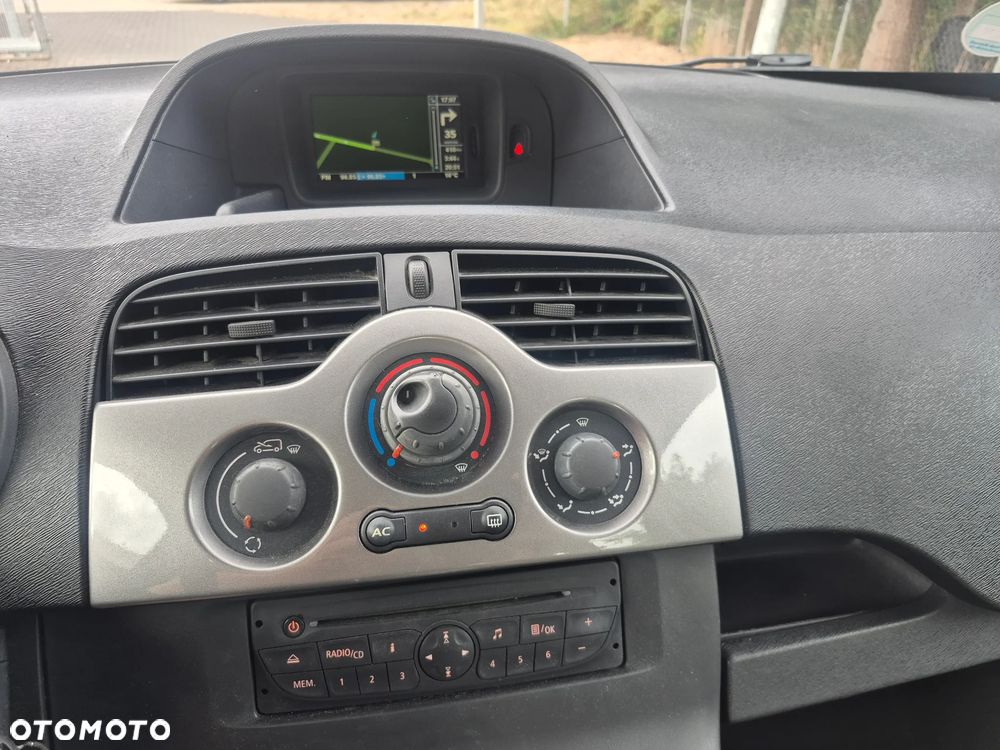 Renault Kangoo dCi 90 FAP TomTom Edition - 11