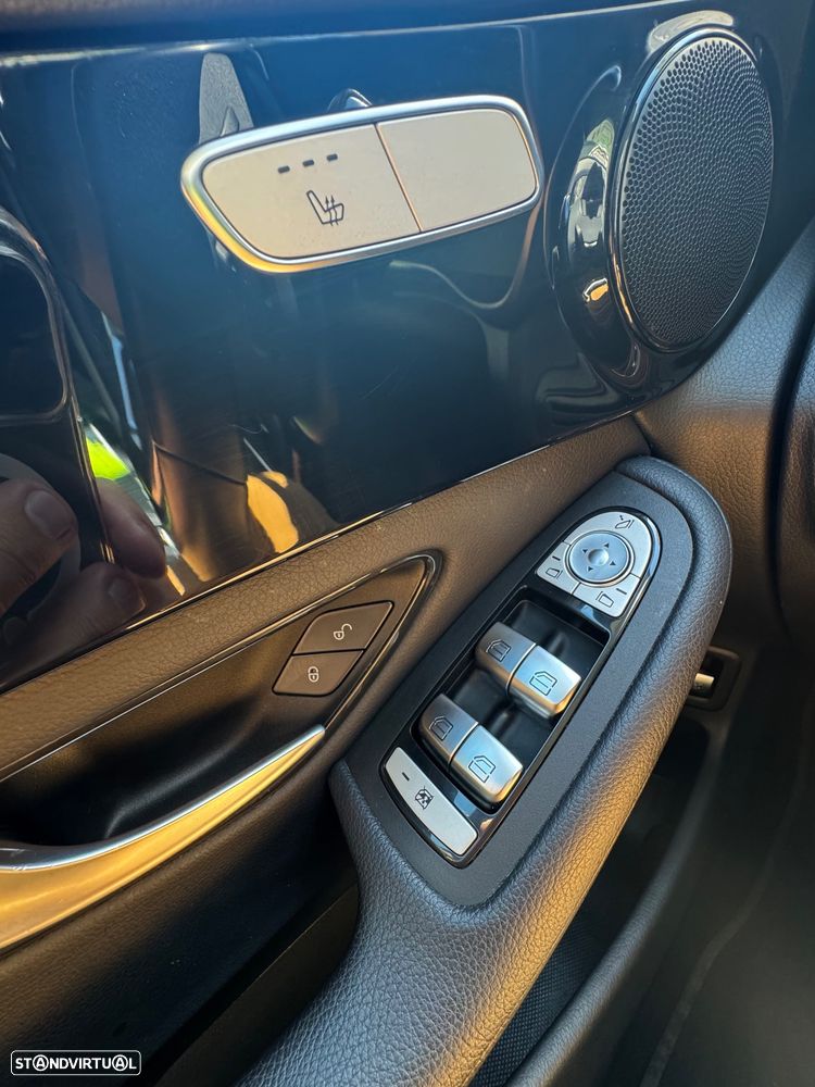 Mercedes-Benz GLC 300 e 4Matic 9G-TRONIC Avantgarde Advanced - 14