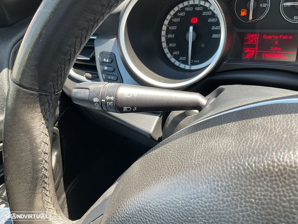 Alfa Romeo Giulietta 1.6 JTDM Exclusive - 23