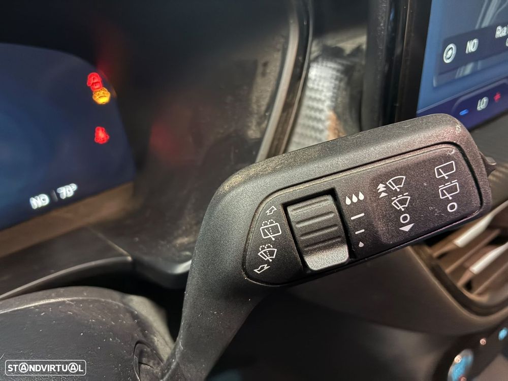 Ford Kuga 2.5 PHEV ST-Line - 26