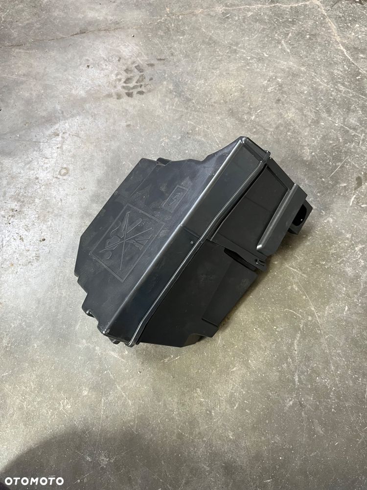 Obudowa skrzynka bezpieczników kompletna Dacia Duster III 2025R - 6