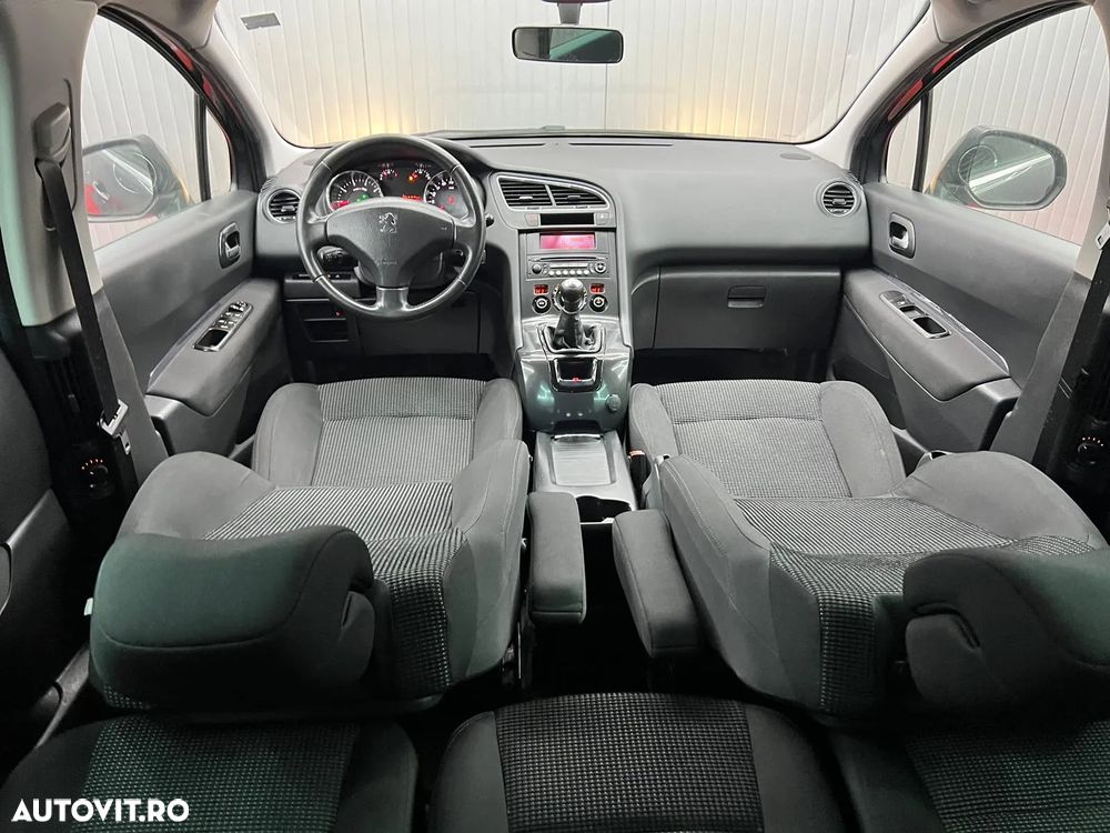 Peugeot 5008 - 4