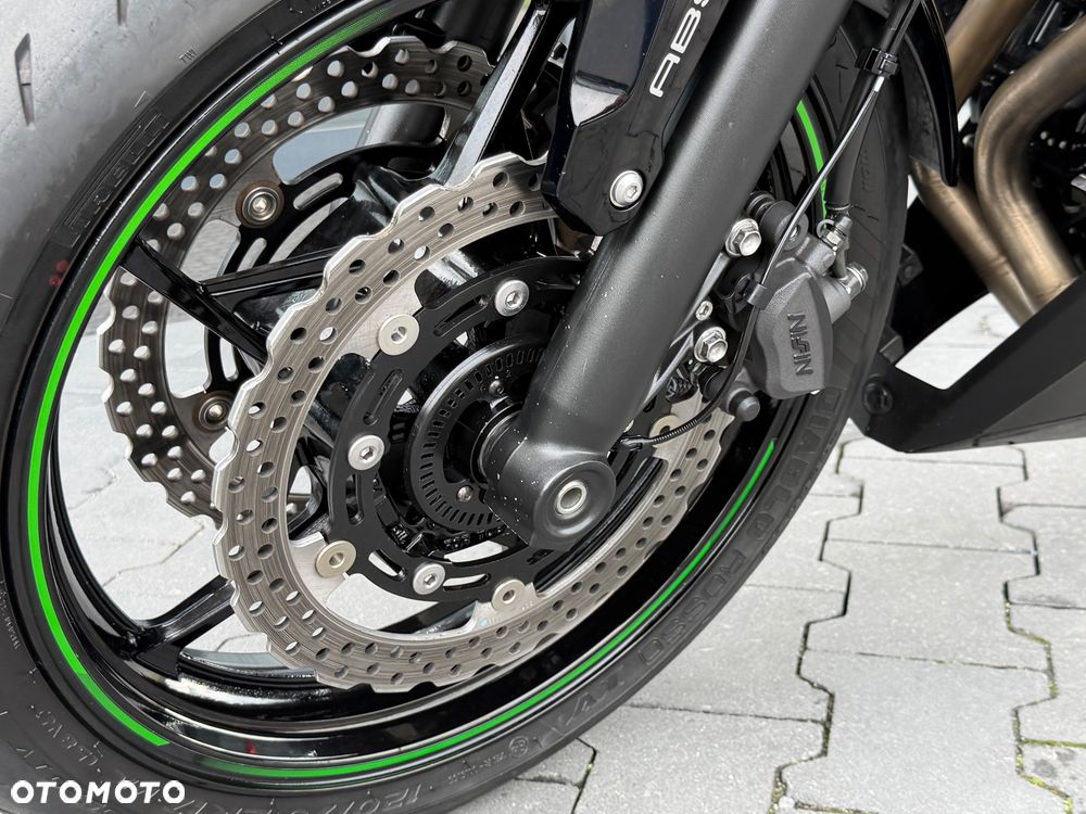 Kawasaki Ninja - 37