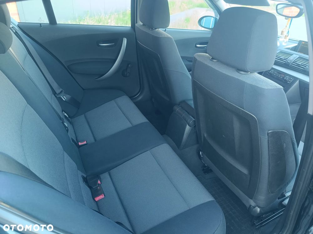 BMW Seria 1 - 33