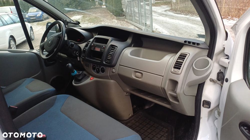Renault Trafic - 9